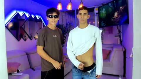justingtime21 online show from May 22, 2026, 9:59 am