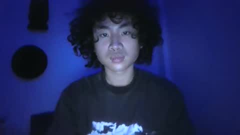 justinluvvv online show from November 18, 2025, 12:09 pm