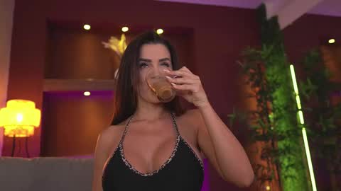 Snapshot of justinnejade chatting on September 17, 2025, 4:14 am Justy online show from September 17, 2025, 4:14 am