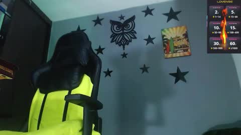 Snapshot of justinsc chatting on February 8, 2026, 11:19 pm Justinsc online show from February 8, 2026, 11:19 pm