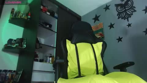 Snapshot of justinsc chatting on March 16, 2026, 11:31 pm Justinsc online show from March 16, 2026, 11:31 pm