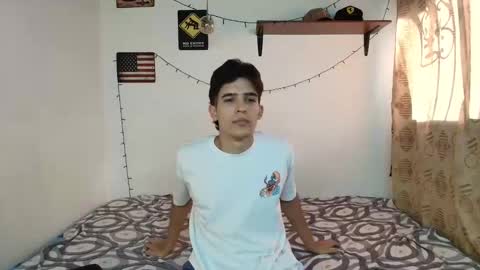justinsinner1 online show from February 2, 2025, 9:23 pm