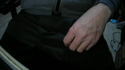 Justme39057 online show from November 18, 2025, 5:06 pm