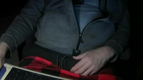 Snapshot of justme39057 chatting on February 17, 2026, 4:35 pm Justme39057 online show from February 17, 2026, 4:35 pm