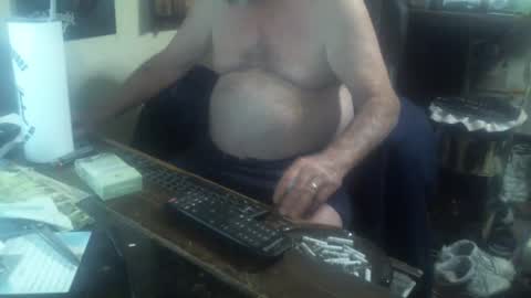 justmeohio online show from October 15, 2025, 2:44 am