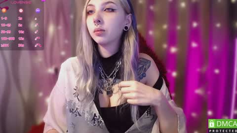 Snapshot of justmeowgirl chatting on February 5, 2025, 6:13 am justmeowgirl online show from February 5, 2025, 6:13 am