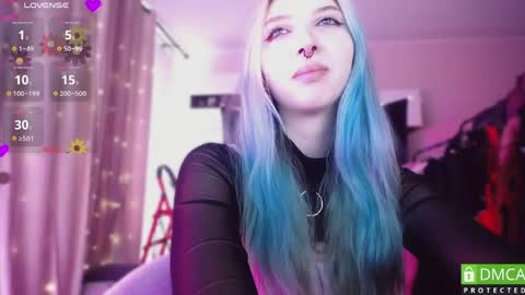justmeowgirl online show from April 18, 2026, 6:06 am
