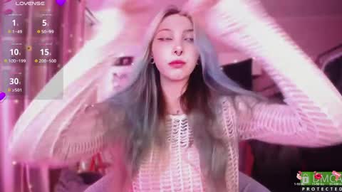 justmeowgirl online show from May 8, 2026, 5:13 am