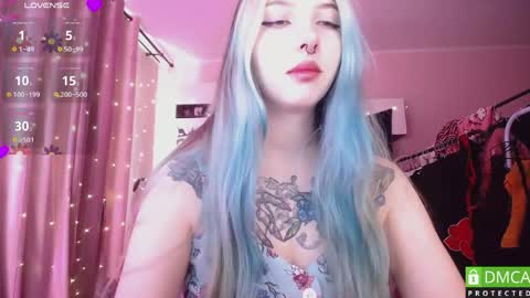 justmeowgirl online show from May 11, 2026, 6:08 am