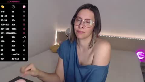 Julie online show from August 3, 2026, 3:38 pm