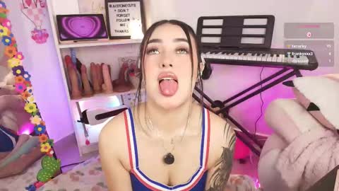 Emy online show from March 16, 2026, 1:11 am