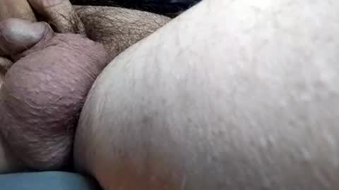 Snapshot of justrayin chatting on October 31, 2025, 9:43 am justrayin online show from October 31, 2025, 9:43 am