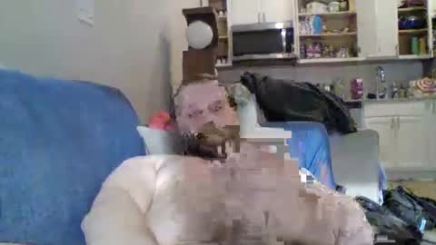 Snapshot of justright1 chatting on December 6, 2024, 4:28 pm justright1 online show from December 6, 2024, 4:28 pm