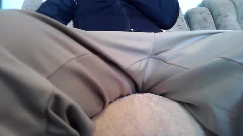 justthes3me online show from February 2, 2025, 9:08 am