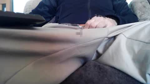 justthes3me online show from February 8, 2025, 9:35 am