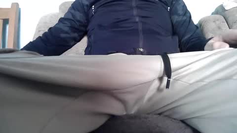 justthes3me online show from February 9, 2025, 8:22 am
