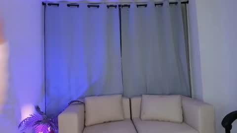 ees 3 online show from November 11, 2025, 12:43 am