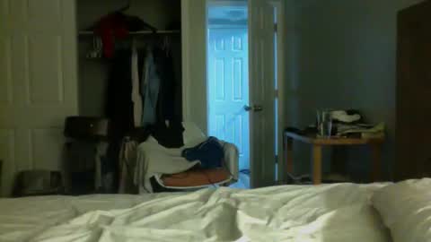 J and Sugar snap pea online show from March 19, 2026, 2:59 am