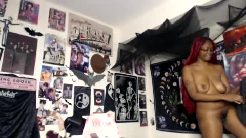 Aki Kim online show from June 12, 2026, 6:29 pm