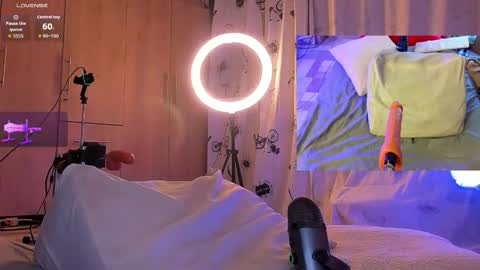  Karolin  online show from February 19, 2026, 11:34 pm