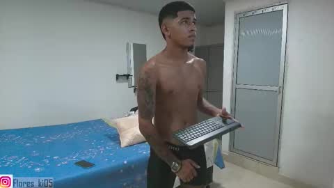 k_florez online show from March 17, 2026, 7:44 am