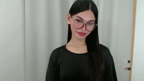 Snapshot of kaamy_dake chatting on October 10, 2025, 3:22 pm KAAMY online show from October 10, 2025, 3:22 pm