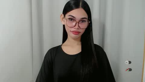 Snapshot of kaamy_dake chatting on October 26, 2025, 1:06 pm KAAMY online show from October 26, 2025, 1:06 pm