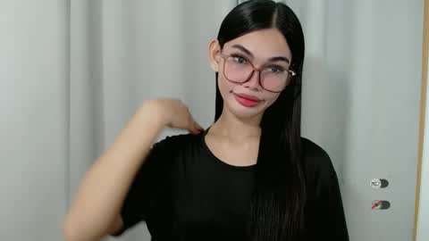 Snapshot of kaamy_dake chatting on November 1, 2025, 1:46 pm KAAMY online show from November 1, 2025, 1:46 pm