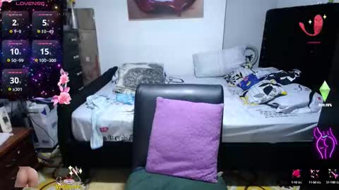 Karla online show from September 22, 2025, 6:32 pm