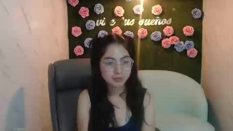 Kaat  online show from September 23, 2025, 9:18 pm