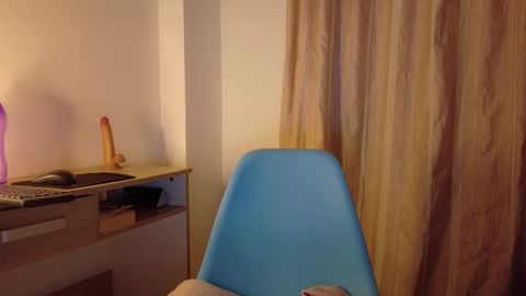 Snapshot of kad_kad chatting on October 15, 2025, 11:38 pm Kanela online show from October 15, 2025, 11:38 pm