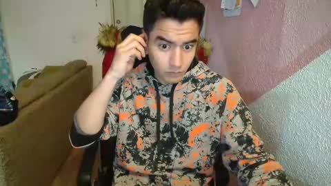 Snapshot of kael_art_d chatting on December 7, 2024, 12:30 am kael_art_d online show from December 7, 2024, 12:30 am