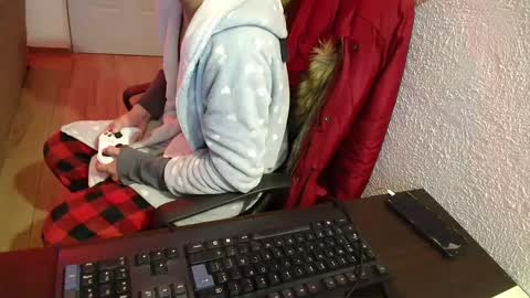 Snapshot of kael_art_d chatting on December 22, 2024, 11:41 pm kael_art_d online show from December 22, 2024, 11:41 pm