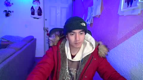 Snapshot of kael_art_d chatting on December 25, 2024, 3:40 am kael_art_d online show from December 25, 2024, 3:40 am