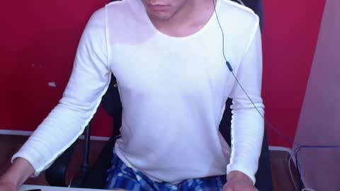 Snapshot of kael_art_d chatting on October 23, 2025, 5:44 pm kael_art_d online show from October 23, 2025, 5:44 pm