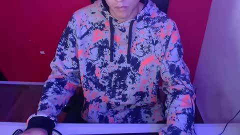 kael_art_d online show from November 10, 2025, 7:24 pm