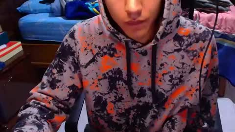 kael_art_d online show from February 5, 2026, 5:39 pm