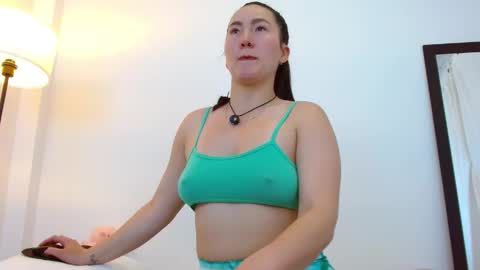 ChloeIndependient model online show from May 5, 2026, 6:38 pm