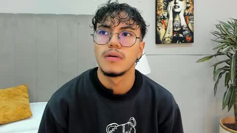 Snapshot of kai_storn chatting on May 9, 2026, 10:42 am kai_storn online show from May 9, 2026, 10:42 am