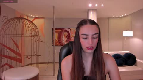 Snapshot of kaiaferreira chatting on February 11, 2025, 12:05 pm Kaia Ferreira online show from February 11, 2025, 12:05 pm
