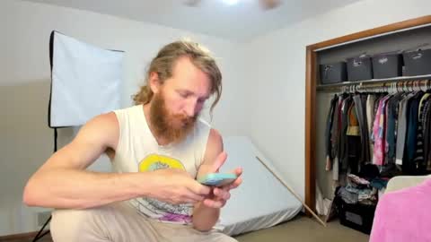 Kaiku77 online show from May 29, 2026, 5:11 pm