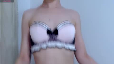 Snapshot of kailalewis chatting on October 2, 2025, 5:42 pm Kaila Lewis online show from October 2, 2025, 5:42 pm