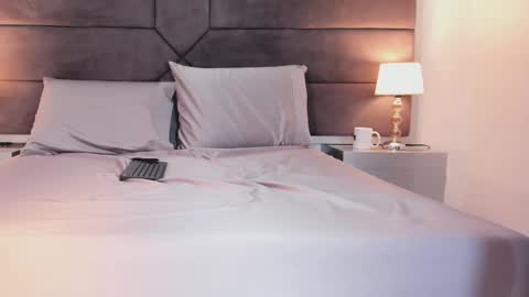 Kaila online show from November 29, 2025, 3:53 am