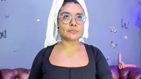 kaira_mosse_ online show from October 22, 2025, 11:21 am