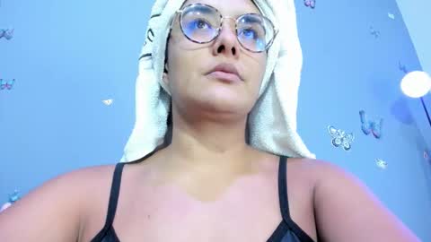 kaira_mosse_ online show from October 30, 2025, 11:22 am