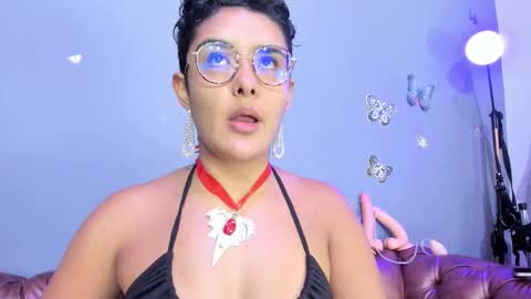 kaira_mosse_ online show from October 31, 2025, 11:11 am