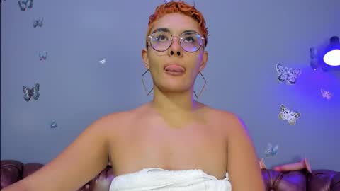 kaira_mosse_ online show from February 1, 2026, 12:04 pm