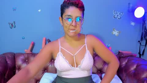 kaira_mosse_ online show from April 18, 2026, 11:36 am