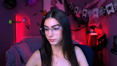 Kaisy online show from October 22, 2025, 9:42 am