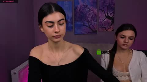 Kaisy online show from November 18, 2025, 10:09 am